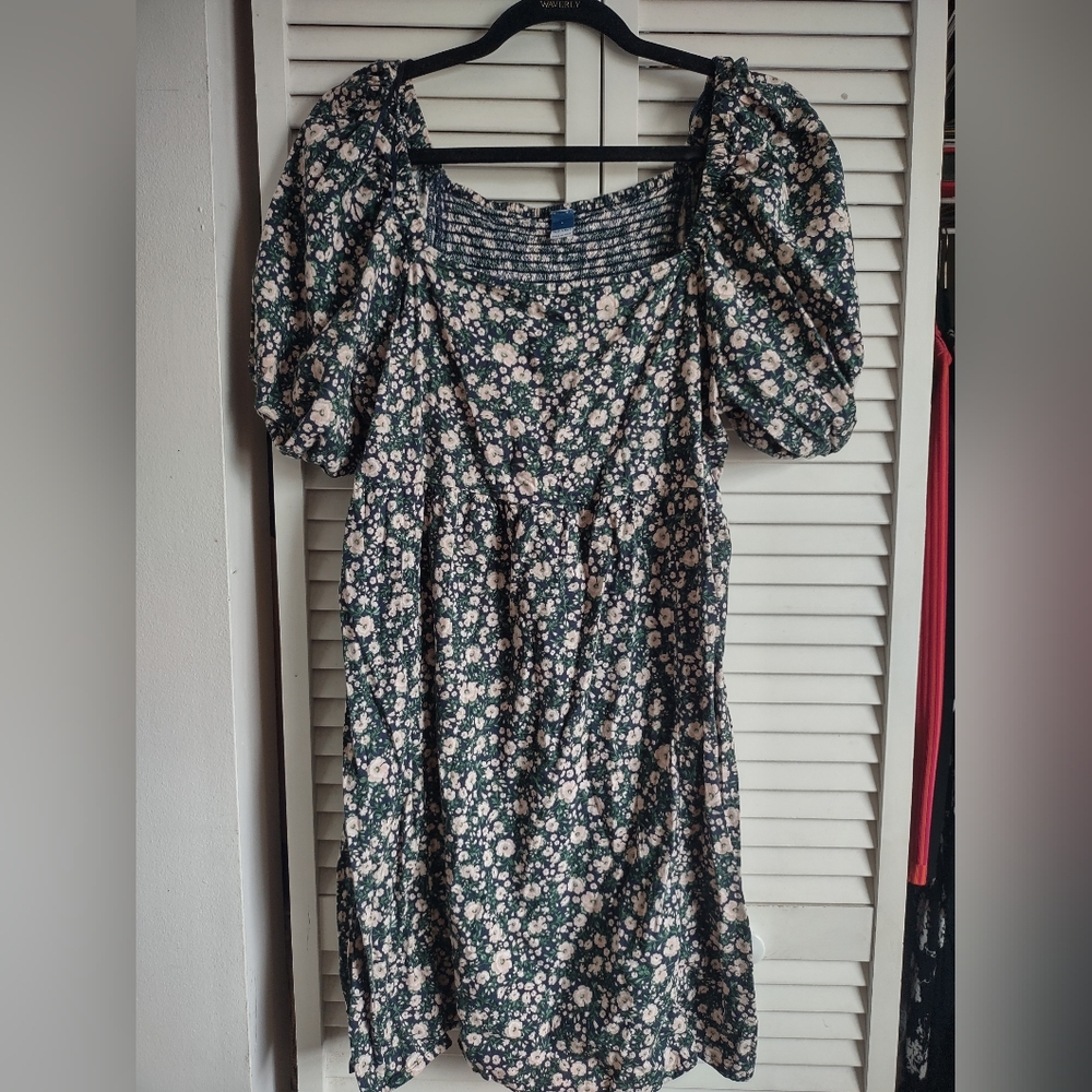 Old Navy Floral Puff Sleeve Dress - Black and Pink
